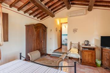 Agriturismo per 3 Persone in Montecarlo (Toscana), Provincia di Lucca, Foto 4