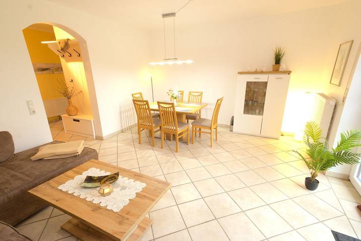 Ferienhaus für 4 Personen, mit Garten und Ausblick in Norden-Norddeich - 2