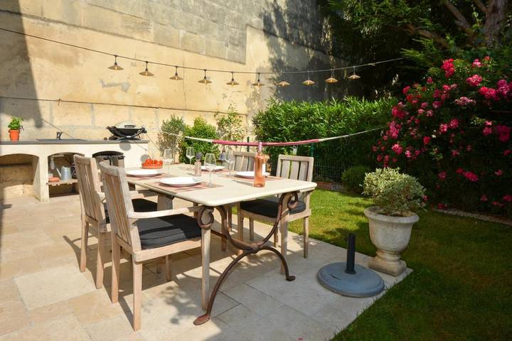 Ferienhaus für 4 Personen, mit Terrasse und Garten sowie Pool und Ausblick