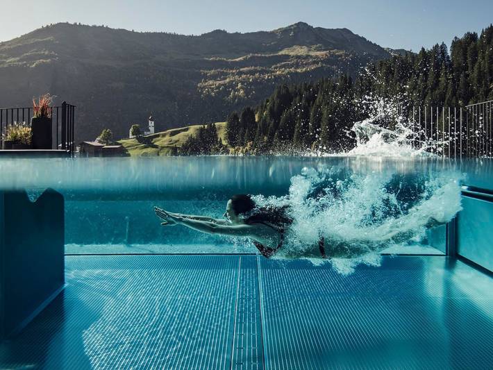 Hotel für 2 Personen, mit Balkon und Terrasse sowie Whirlpool und Garten in Damüls - 4