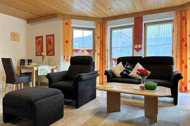 Ferienwohnung für 2 Personen, mit Balkon und Garten in Friedenfels
