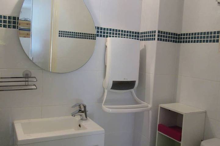 Entire apartment, Studio in a private residence with a parking close to the beach in Cap d'Agde, Agde