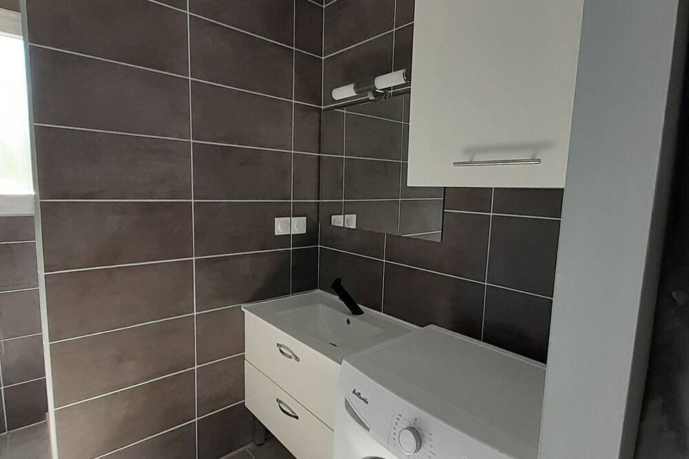 Comfortable house in quiet neighborhood 5 minutes walk from downtown in Saint-Jean-du-Gard, Cevennen