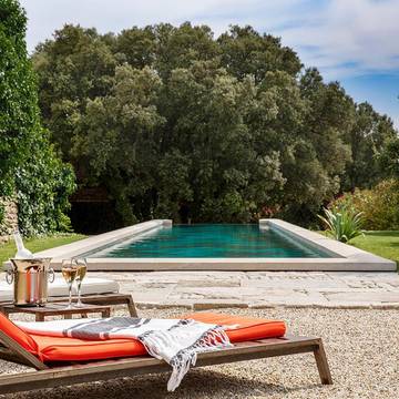 Chambre d’hôte pour 4 personnes, avec piscine ainsi que jardin et vue, animaux acceptés à Gordes