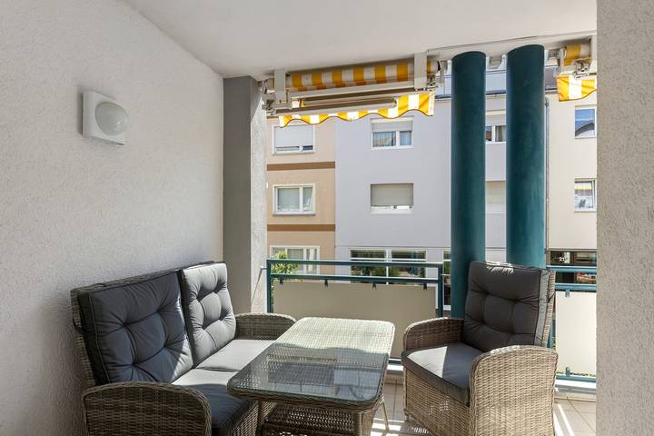 Appartement entier, Appartement 'Ferienwohnung Roswitha Am Park' avec balcon in Bad Orb, Arrondissement de Main-Kinzig