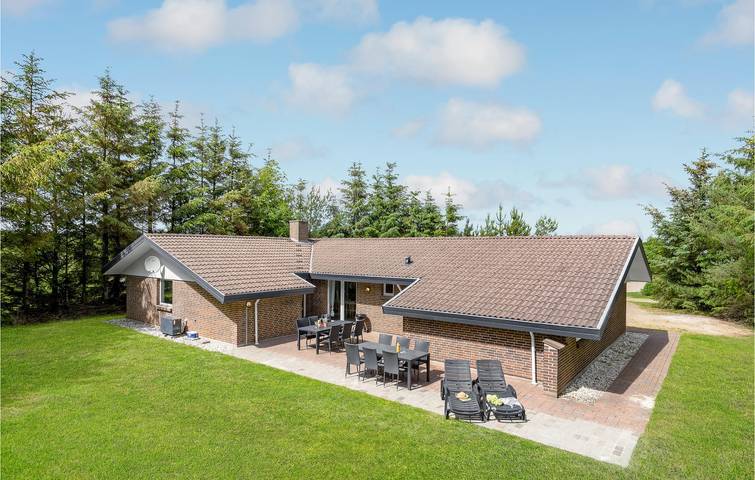 Ferienhaus mit Meerblick für 10 Personen, mit Sauna und Terrasse sowie Whirlpool in Blavand