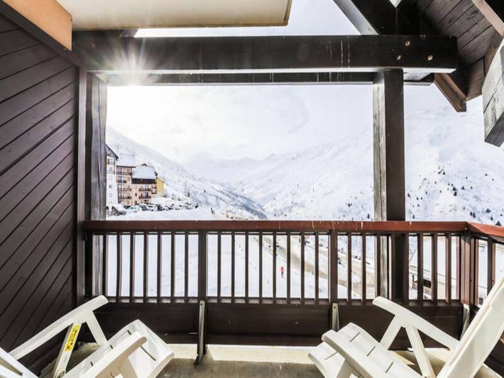 Gîte pour 5 personnes, avec sauna ainsi que balcon et piscine, adapté aux familles dans Station De Valmeinier