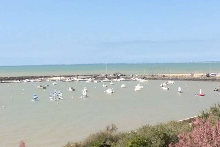 Location de vacances pour 3 personnes, avec balcon à Châtelaillon-Plage