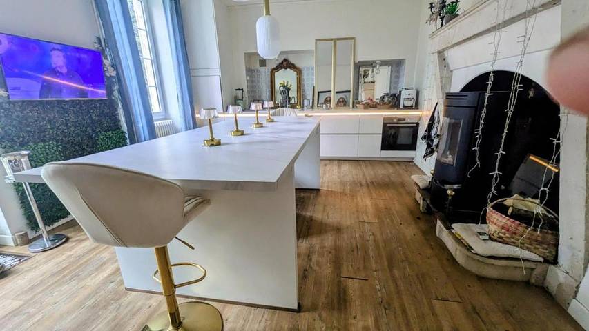 Gîte pour 4 personnes, avec Terrasse et Jardin à Champdeniers-Saint-Denis