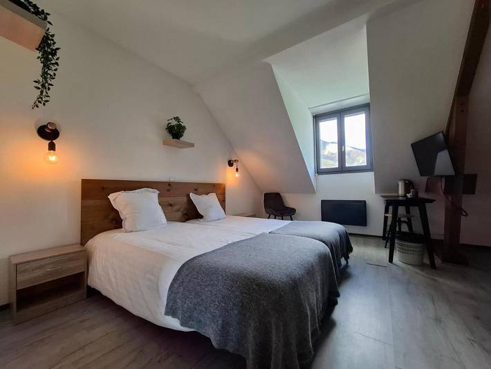 Hôtel pour 2 personnes, avec jardin ainsi que terrasse et vue, animaux acceptés dans vallée d'Aspe - 3