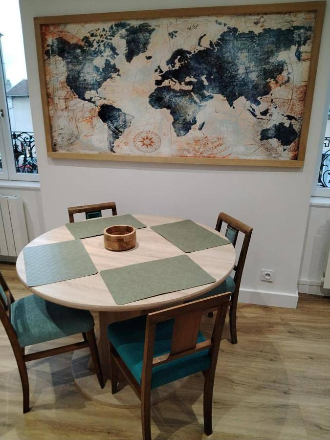 Gîte pour 4 personnes, avec vue à Saint-Germain-Laval - 2