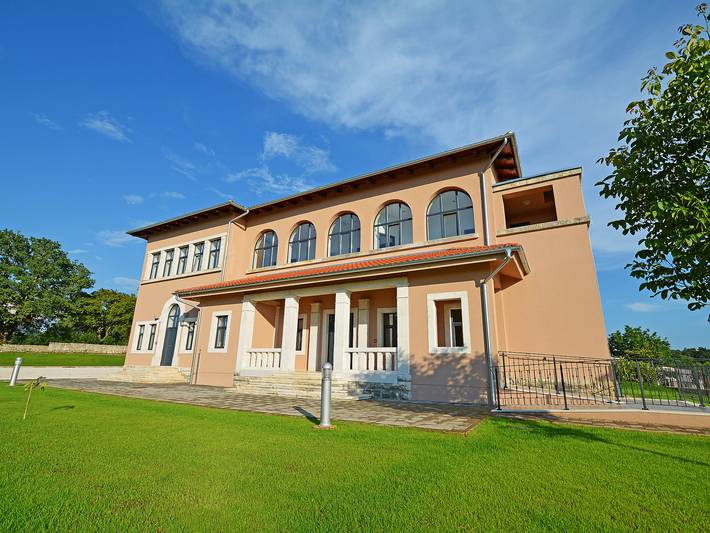 Ferienhaus mit Meerblick für 22 Personen, mit Garten und Terrasse sowie Pool in Istrien - 2