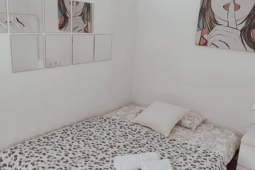 Finca privada , wifi, piscina privada, barbacoa, 13 minutos de la playa in Lluchmayor, Mallorca Sur
