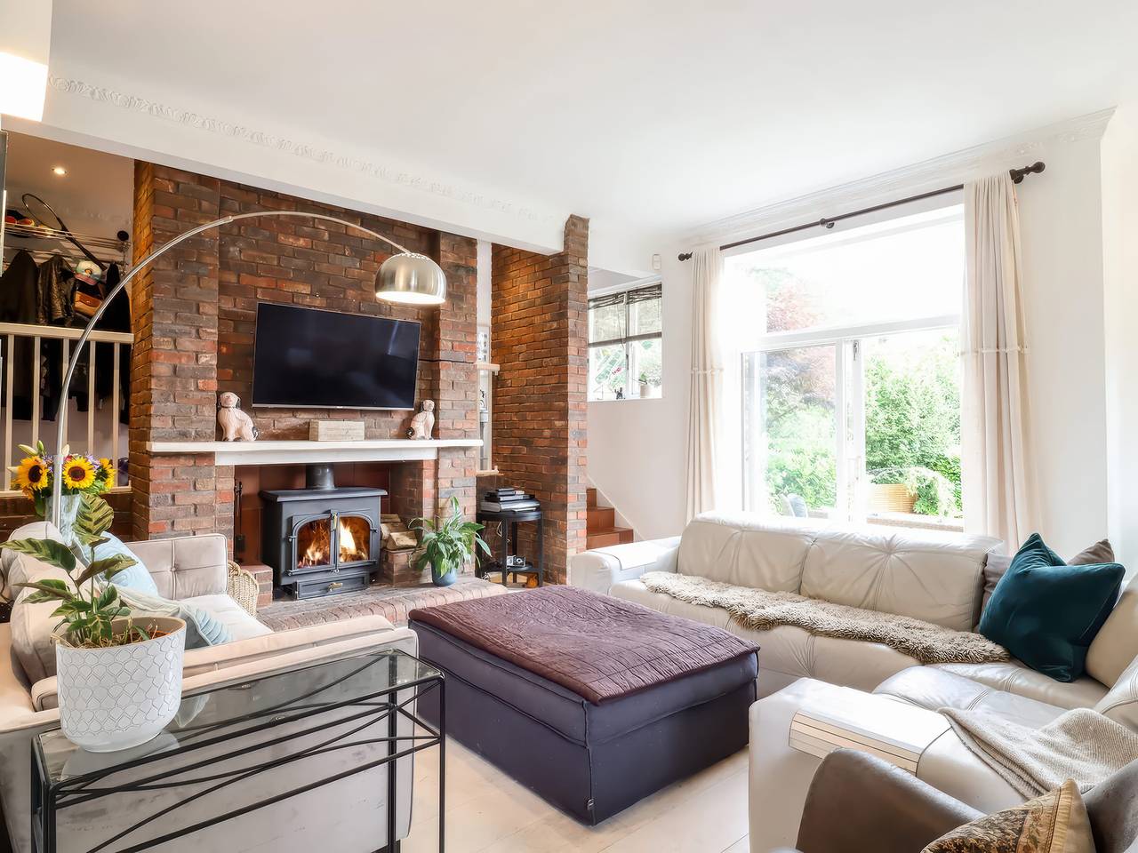 Forest Getaway in Farnham Royal, Chiltern Hills