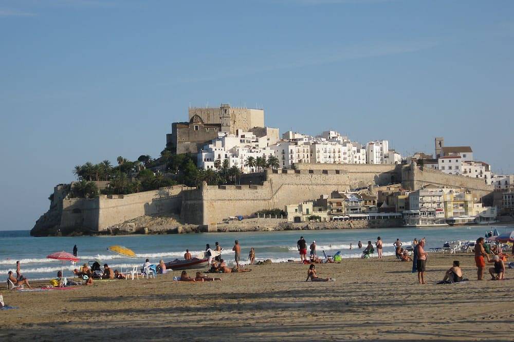 Geheel appartement, Spanish Mont-St-Michel. Two terraces with sea view. Two Tvs + Wifi in Peñiscola, Costa del Azahar