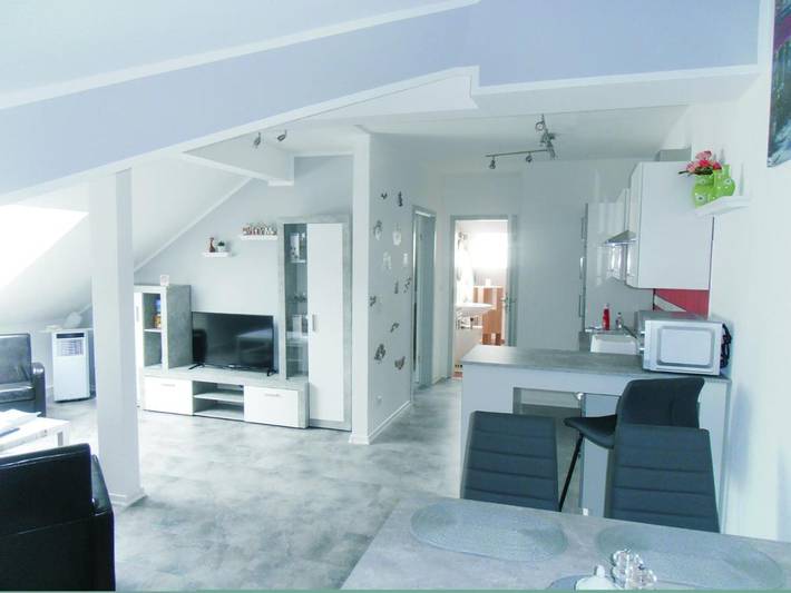 Gîte pour 3 personnes, avec piscine ainsi que vue et jardin à Trèves - 2