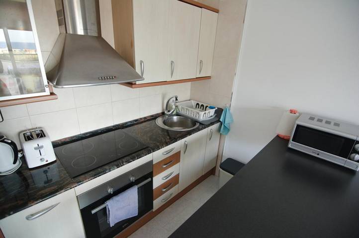 Appartement entier, Appartement 'Sunny Home' avec vue mer et grande terrasse in Cunit, Costa Dorada