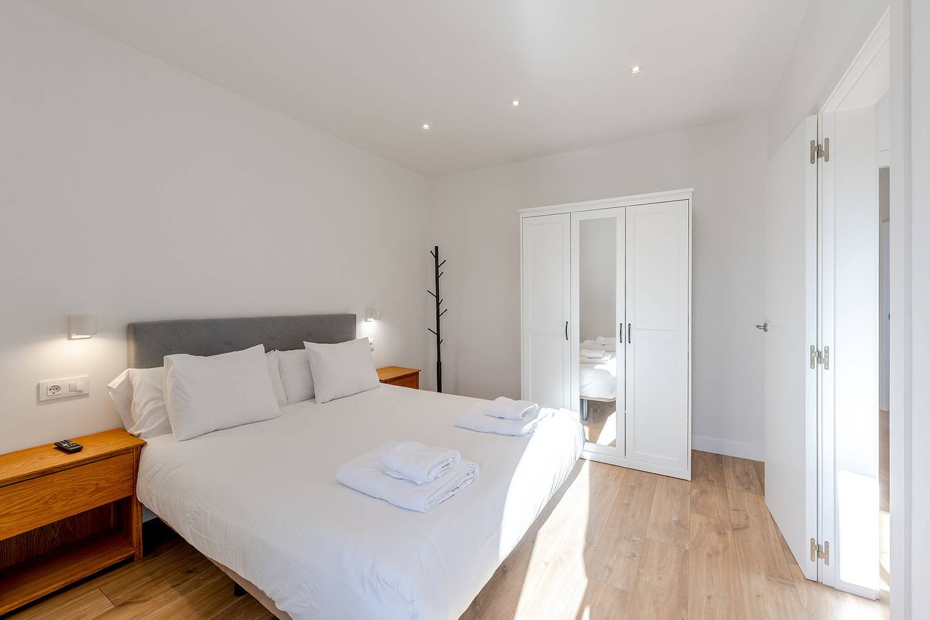 Entire apartment, Holiday apartment for 4 people with terrace in Barcelona Centre, Barcelona