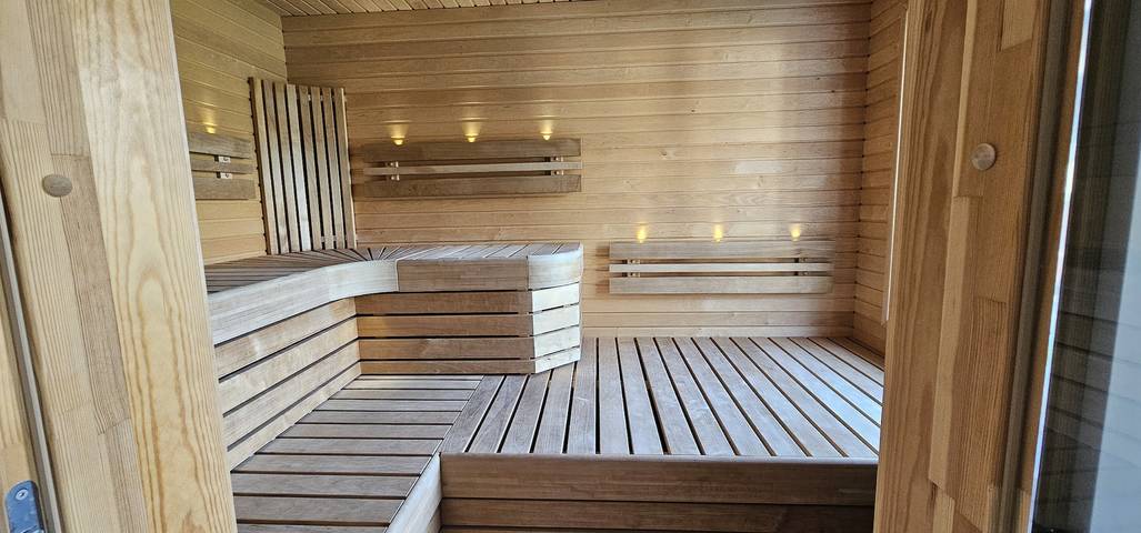 Ferienhaus für 13 Personen, mit Terrasse und Sauna sowie Whirlpool und Garten in Bohuslän - 4