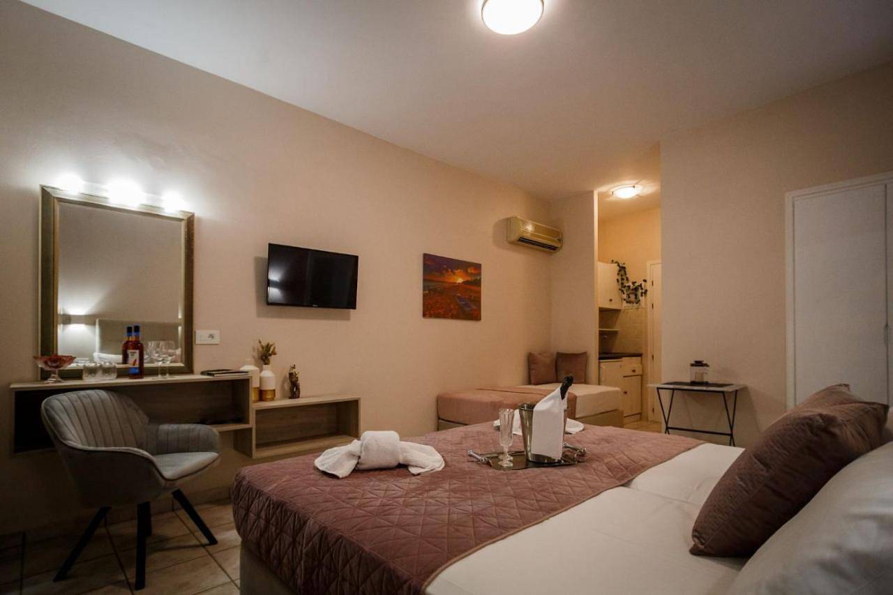 Trenta Nove Studios in Plános, Zante