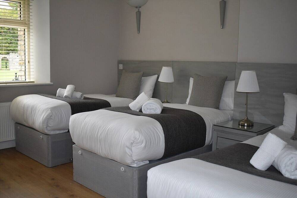 Alensgrove Cottages No. 10 in Celbridge ED, County Kildare