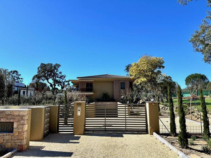 Appartement de vacances pour 4 personnes, avec jardin