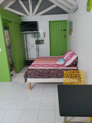 Bungalow for 2 Guests in Petit-Bourg, French West Indies, Picture 2