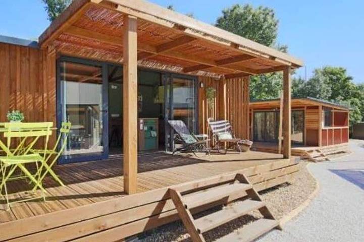 Gîte pour 7 personnes, avec Terrasse et Piscine à Seillac