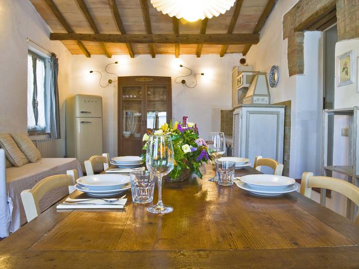 Gîte pour 4 personnes, avec vue ainsi que bassin pour enfant et terrasse, animaux acceptés à Montalcino - 4