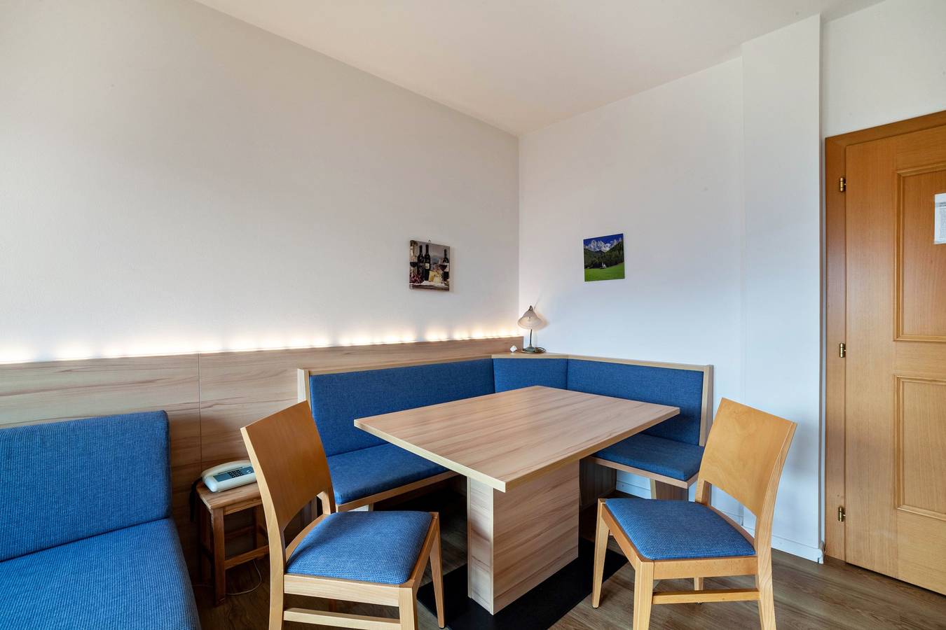 Ganze Wohnung, Ferienwohnung "Gartenheim Verena" mit Bergblick, Gemeinschaftspool & Wlan in Schenna, Sarntaler Alpen