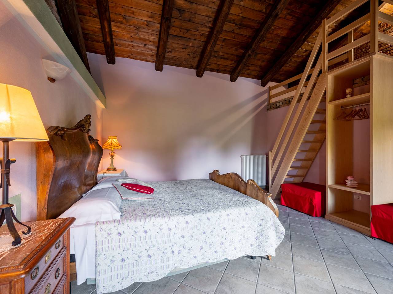 Antica Cascina in Castagnole delle Lanze, Langhe