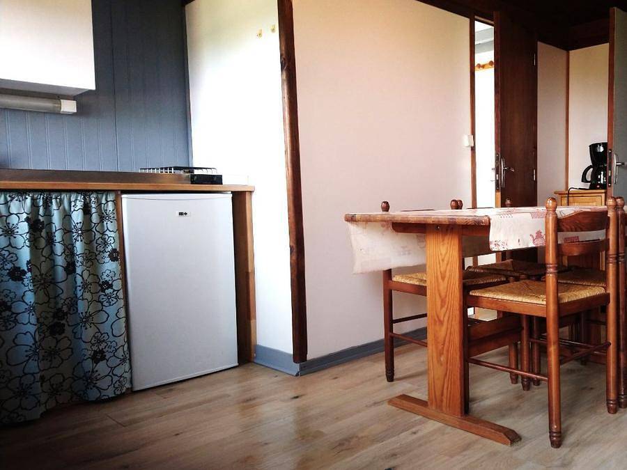 Camping Brin d'amour - Chalet 4 persons - Alpille in Les Eyzies, Périgord Noir