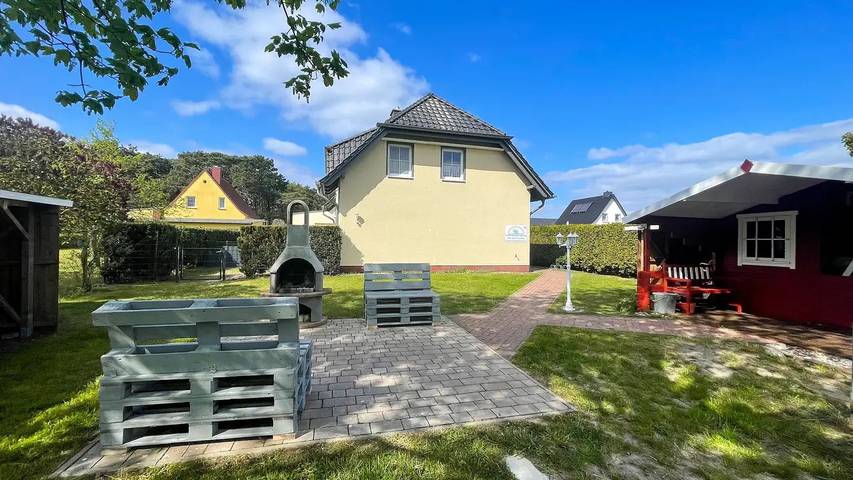 Ferienhaus für 4 Personen, mit Garten in Thiessow
