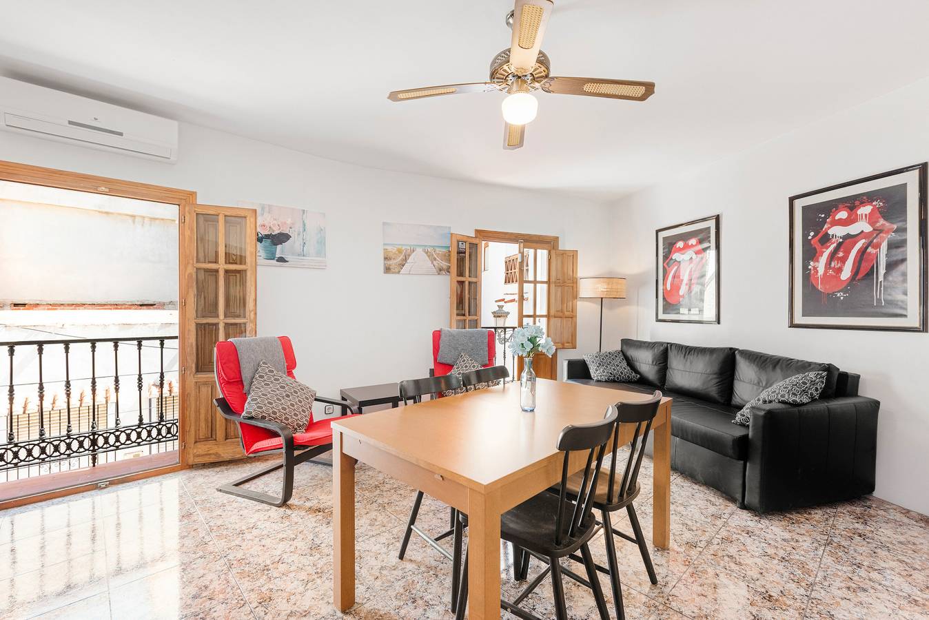 Ganze Wohnung, Apartment 'Casa Sol y Sierra' mit Bergblick, Wlan und Klimaanlage in Alcaucín, Málaga Provinz
