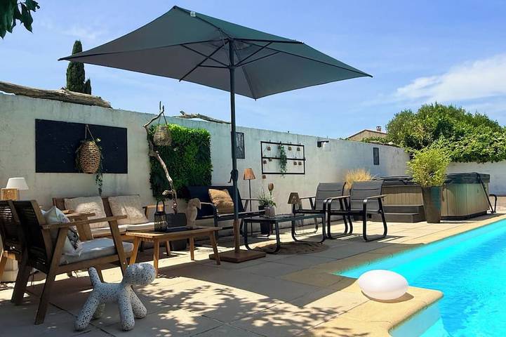 Location de vacances pour 8 personnes, avec jardin et jacuzzi, animaux acceptés à Garons - 4