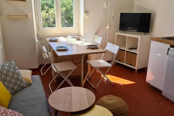 Gîte pour 4 personnes dans Plage de l'Almanarre