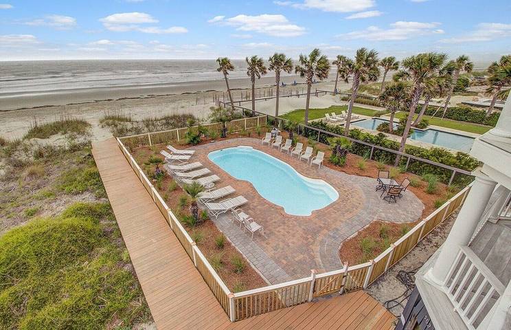 Vacation rental for 16 people, with balcony in Isle of Palms