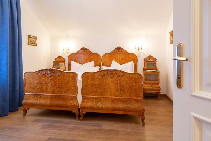 Ferienwohnung für 2 Personen, mit Garten und Balkon in Bad Ischl - 4