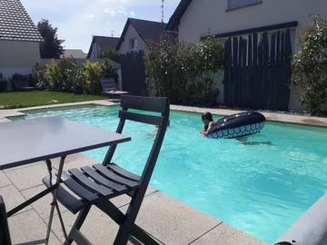 Gîte pour 2 personnes, avec piscine et jardin à Hœrdt