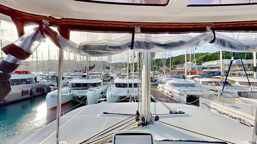Boat for 10 people, with balcony in Saint-Barthélemy