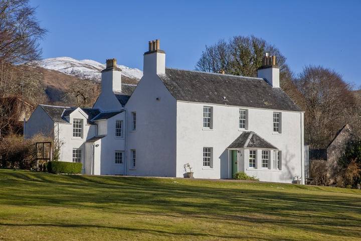 Log cabin for 12 people, with garden in Loch Linnhe
