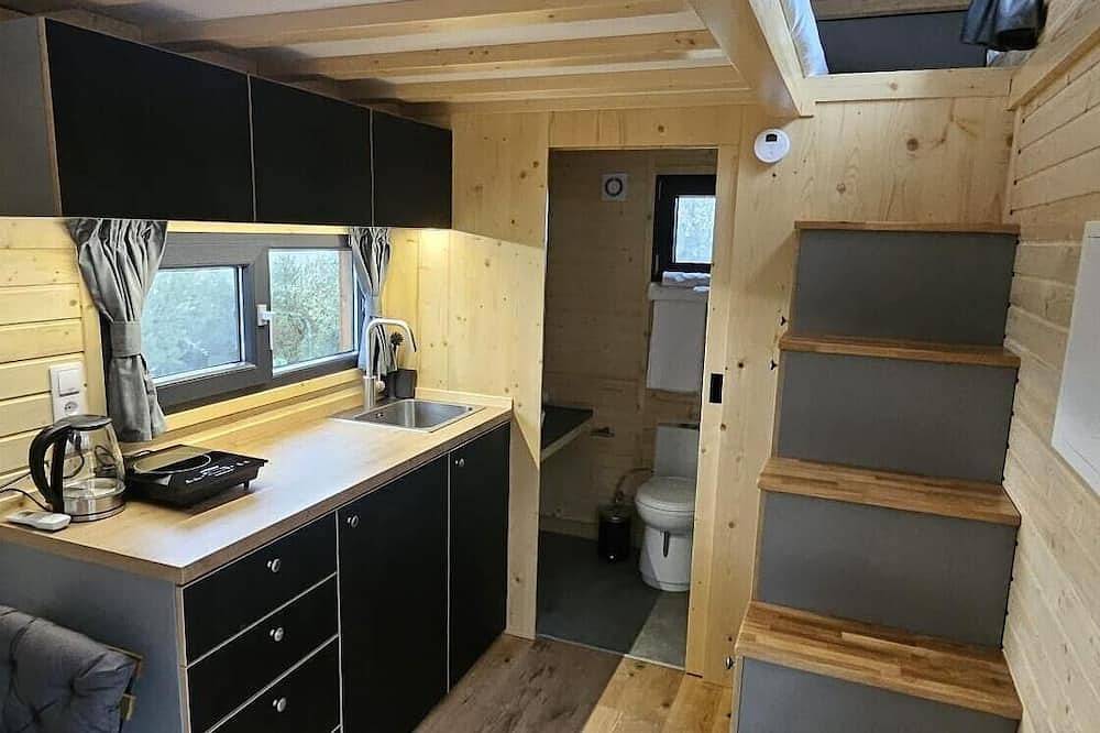 Intermezzo X by Tiny Away in Città Sant'Angelo, Città Sant'Angelo region