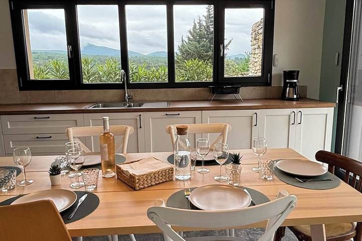 Location de vacances pour 6 personnes à Salles-sous-Bois
