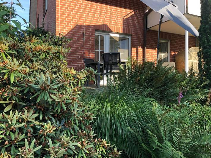 B&B, mit Terrasse und Garten sowie Pool und Ausblick in Bielefeld