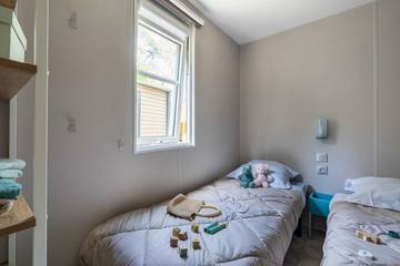 Camping pour 4 Personnes dans Les Mathes, Région de Rochefort, Photo 4