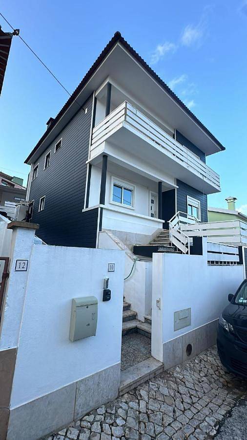 Casa de férias para 14 pessoas, com vista e varanda em Alenquer