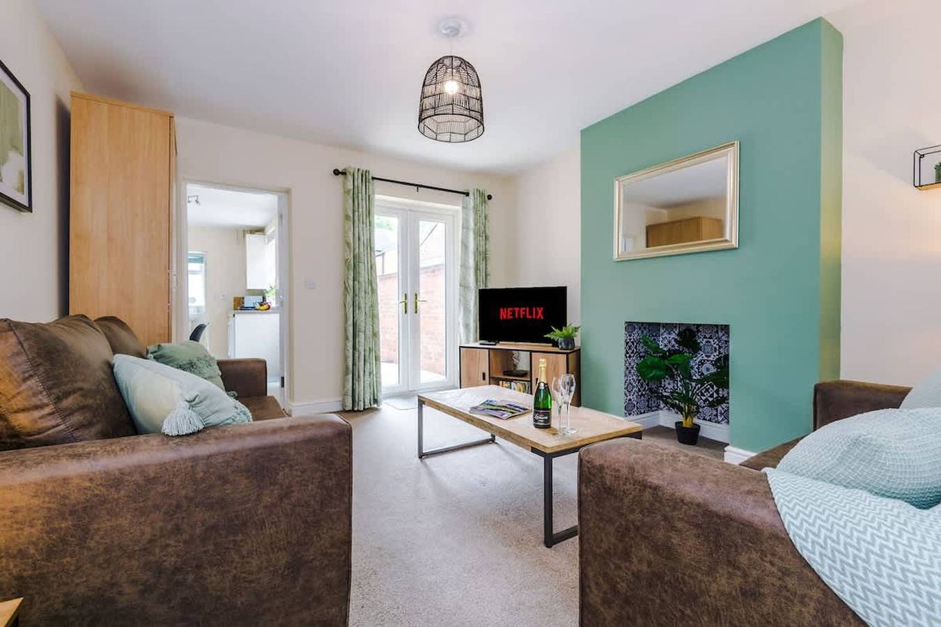 Entire apartment, Modern apartment  Perfect for Business  Sleeps 4 in Crewe, Cheshire East
