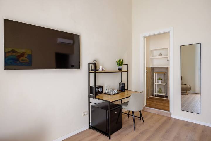 Maison d’hôte pour 3 personnes, avec balcon à Naples - 2