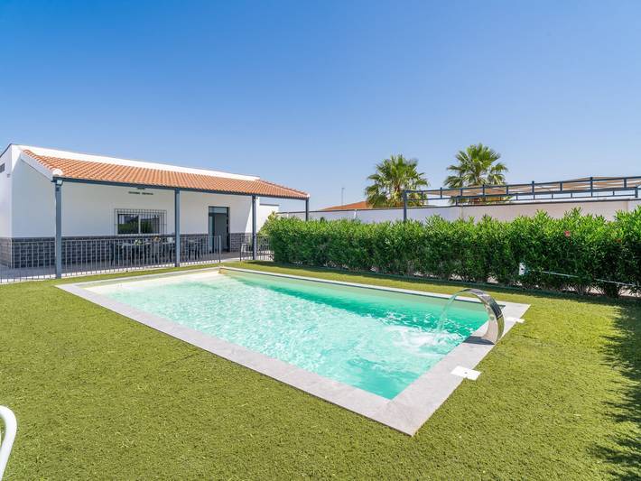 Casa rural para 6 personas, con piscina y jardín en Sierra Sur de Sevilla