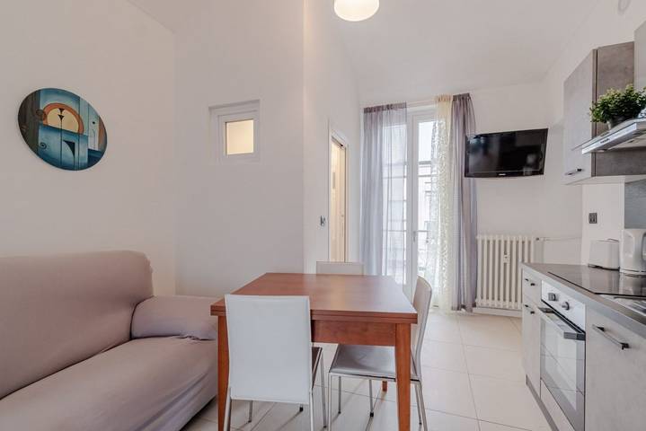 Appartamento intero, Guesthost - Ginevra Bright Flat near the Hospital in Torino, Provincia di Torino